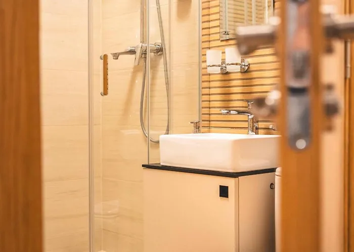 Emila's פלאנגה